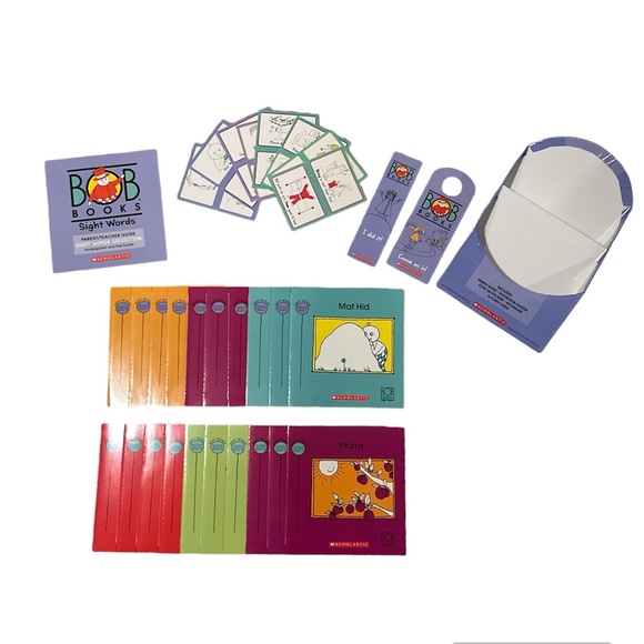 Bob Books: Sight Words Collection Box Set (Kindergarten and First Grade) - Picture 2 of 6